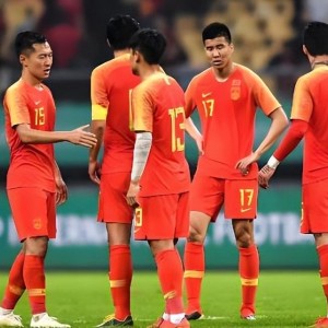 专业会员-意外！崔鹏带领中国球队1比2热身赛惜败巴萨09梯队，引发热议