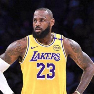 这么严重？詹姆斯：非常不幸 我因伤无法出席晚宴